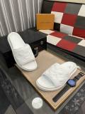 LV Slippers 38-44 (28)