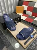 LV Slippers 38-44 (30)