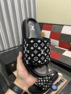 LV Slippers 38-44 (26)