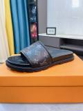 LV Slippers 38-44 (43)