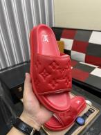 LV Slippers 38-44 (33)