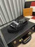 LV Slippers 38-44 (51)