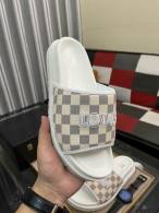LV Slippers 38-44 (56)