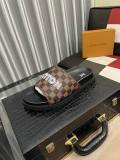 LV Slippers 38-44 (55)
