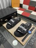LV Slippers 38-44 (51)