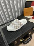 LV Slippers 38-44 (56)
