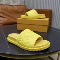 LV Slippers 38-45 (38)