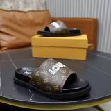 LV Slippers 38-45 (52)