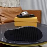 LV Slippers 38-45 (52)