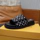 LV Slippers 38-45 (26)