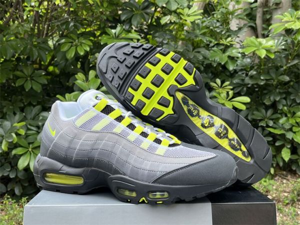 Authentic Nike Air Max 95 Green/Grey/Black