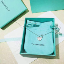 Tiffany Necklace (80) Tiffany Necklace (80)