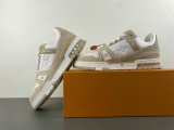 LV SNEAKERS (96)
