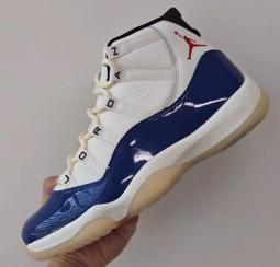 Authentic Air Jordan 11 (Presell)