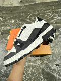 LV SNEAKERS (98)