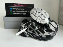 Balenciaga Runner Sneakers (43)