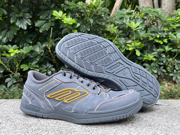 Balenciaga Hamptons Sneakers (5)