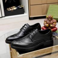 Gucci Men Shoes (193)