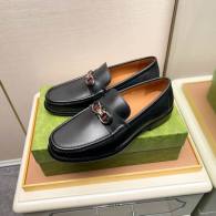 Gucci Men Shoes (184)