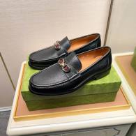 Gucci Men Shoes (186)