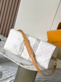 LV Bag 1:1 Quality (1)