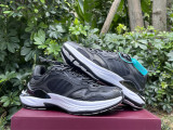Gucci Men Shoes (194)
