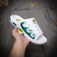 Nike Air Max TN Slipper (9)