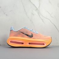 Nike Vomero Premium (6)