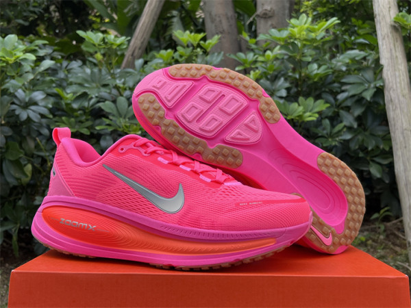 Authentic Nike Vomero 18 (4)