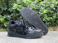 LV SNEAKERS (106)