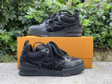 LV SNEAKERS (106)