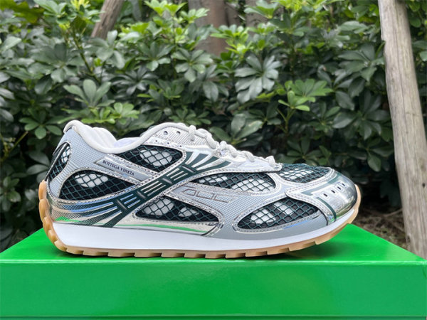Bottega Veneta Orbit Sneaker (18)