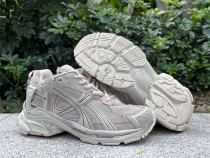 Balenciaga Runner Suede Beige Balenciaga Runner Suede Beige