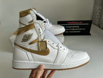 Authentic Air Jordan 1 WMNS “Metallic Gold” Authentic Air Jordan 1 WMNS “Metallic Gold”