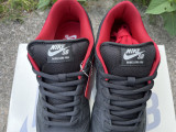 Authentic Supreme x Nike SB Dunk Low Black/Red/White