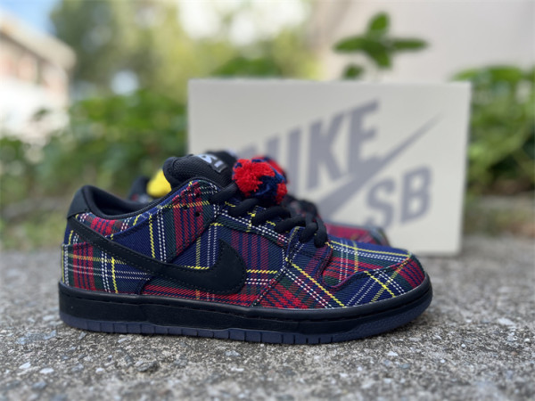 Authentic Nardwuar x Nike SB Dunk Low Pro QS