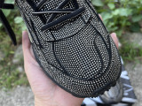 OFF-WHITE SNEAKERS (78)