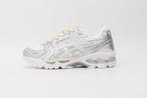 Asics Gel-Kayano 14 (44) Asics Gel-Kayano 14 (44)