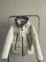 Moncler Down Jacket (84) Moncler Down Jacket (84)
