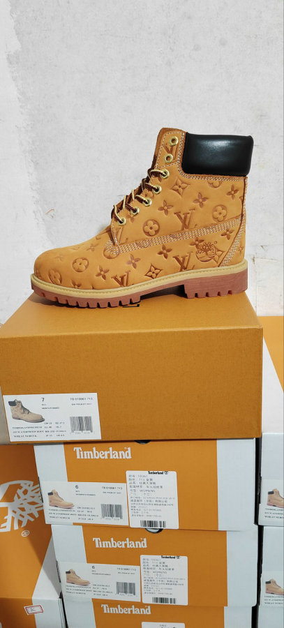 LV Boots (108)
