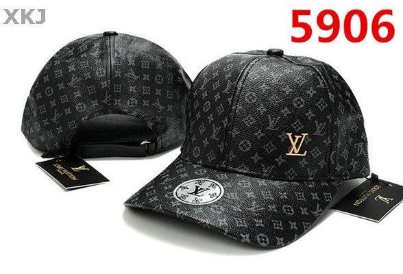 LV Snapback Hat (29)