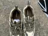 OFF-WHITE SNEAKERS (80)