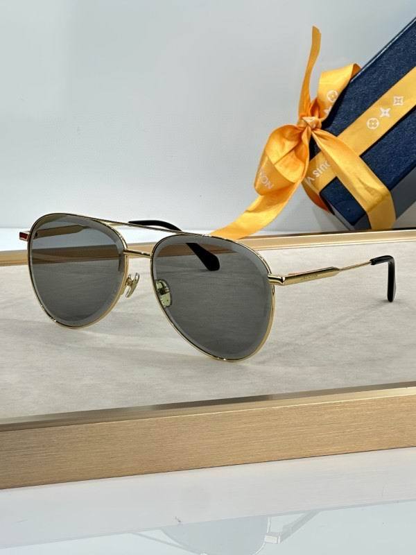 LV Sunglasses AAA (11)