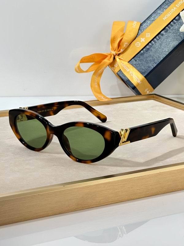 LV Sunglasses AAA (13)