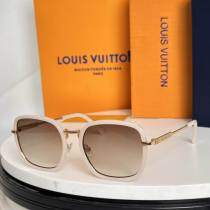 LV Sunglasses AAA (25)