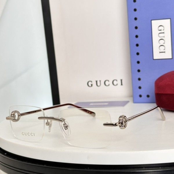 Gucci Sunglasses AAA (218)