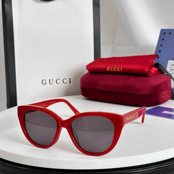 Gucci Sunglasses AAA (229)