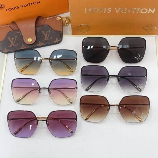 LV Sunglasses AAA (77)