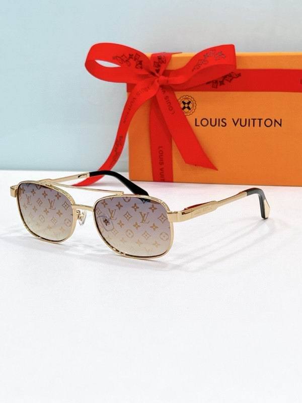 LV Sunglasses AAA (79)