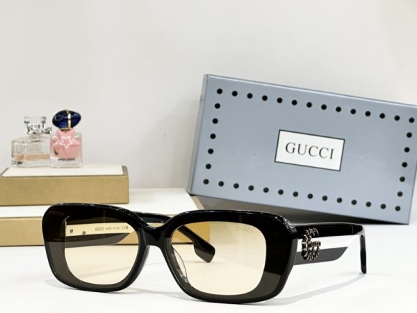 Gucci Sunglasses AAA (283)